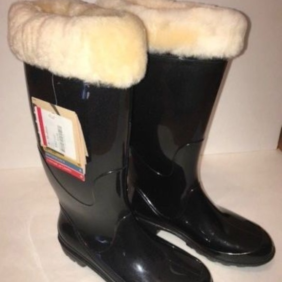 sheepskin lined rain boots